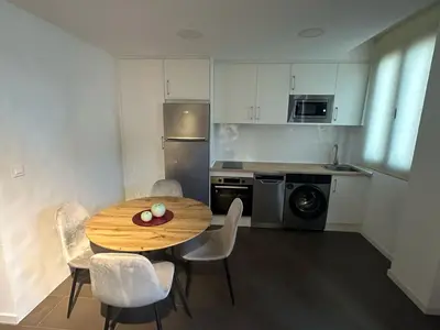 Una cocina o zona de cocina en Coello31 - Apartamento céntrico y tranquilo, con piscina y parking