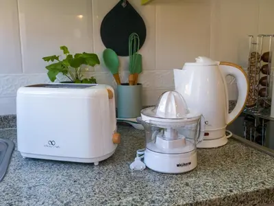 Utensilios para hacer té y café en Traveller Award 2026 - El descanso de Wallada- Tranquilidad y Confort