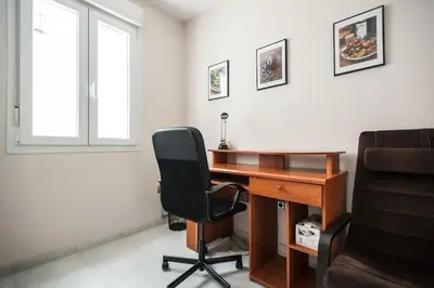 Plano de Amplio Piso en Nervión, Excelente zona de la ciudad.