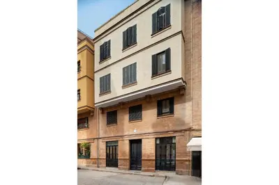 Edificio en el que se encuentra el apartamento