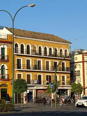 Edificio en el que se encuentra el apartamento