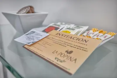 Certificado, premio, señal o documento que está expuesto en Apartamentos Haranas II & Parking