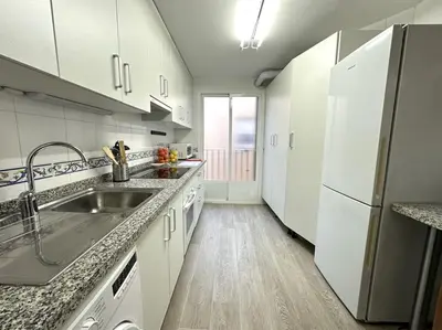 Una cocina o zona de cocina en Piso en Linares zona centro con parking gratis