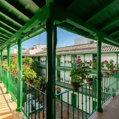 Alcazares Central Suite by Valcambre