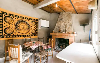 Zona de estar de Stunning Home In Villanueva Del Rey