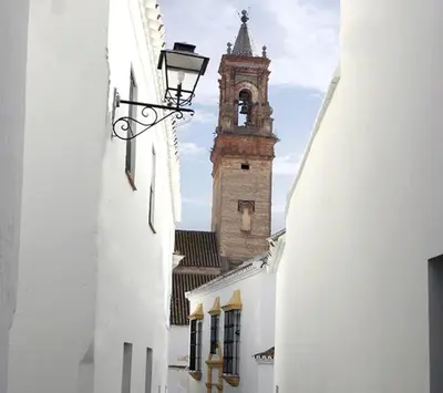 Edificio en el que se encuentra la habitación en casa particular