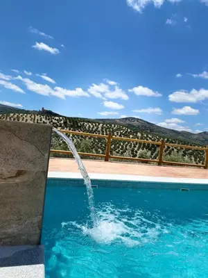 Piscina en o cerca de El Bujeo Montefrio