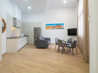 Una cocina o zona de cocina en Apartamentos La Fuensanta