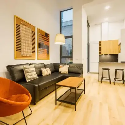 Modern Duplex 2B 2Bath Historic Centre