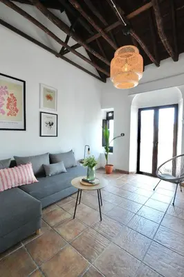 Zona de estar de Romero Suites 3