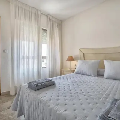 R & T Córdoba Center Apartamentos - Parking