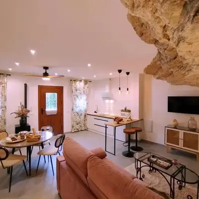 Casa Cueva Las Chicas del Puente