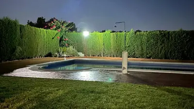 Piscina en o cerca de Chalet Californiano con Piscina
