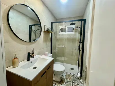 Un baño de Geysotur Barrios