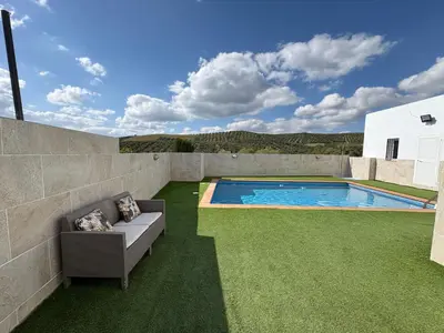 Piscina en o cerca de Casa Rural Cortijo Cerro Limon