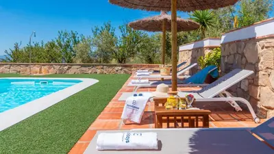 Piscina en o cerca de Alma del Tejar Antequera La Higuera by Ruralidays