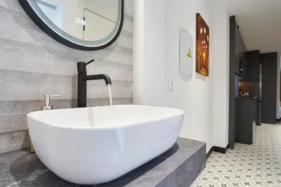 Un baño de La Carrera 7 - Baños Árabes - Parking sujeto a disponibilidad