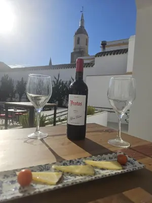 Bebidas en La Cilla, Hospedería Casa Molino