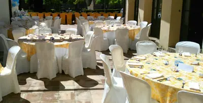 Un restaurante o sitio para comer en Hospedería Convento de Santa Clara