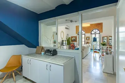 Plano de Charming 2 Bedroom Boutique Triplex Apartment with Private Terrace at Seville City Center by OCityzen