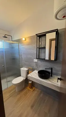 Un baño de Casa de huéspedes Arroyo Bujías - 3 habitaciones con baño privado individual