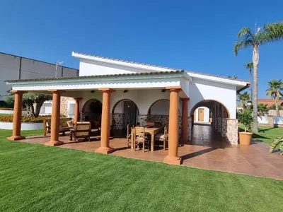 Edificio en el que se encuentra la casa o chalet