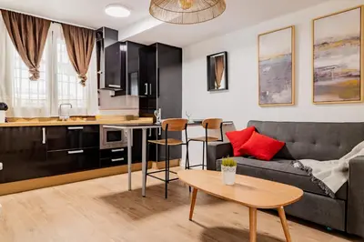 Una cocina o zona de cocina en Lope20 - Bonito y moderno estudio en el centro de Jaén