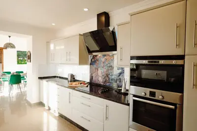Una cocina o zona de cocina en Villa Valle de Olivos