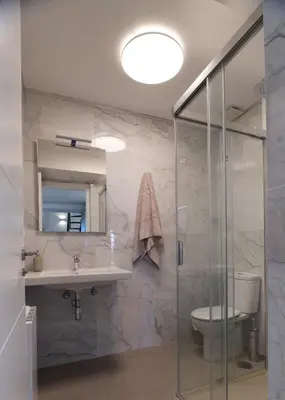 Un baño de V11apartamentos 4