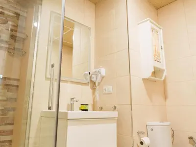 Un baño de Sevilla Railway - Studio