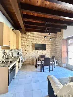 Una cocina o zona de cocina en Hispalis parroquia de San Julián