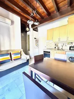 Una cocina o zona de cocina en Hispalis parroquia de San Julián