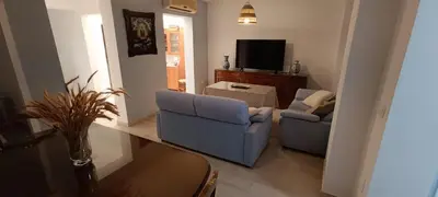 Una televisión o centro de entretenimiento en La Casa de Mari