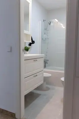 Un baño de Alohamundi Santa Marina