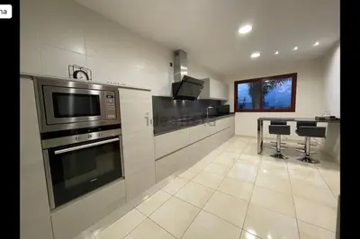 Una cocina o zona de cocina en Casa con espectaculares vistas a Sevilla