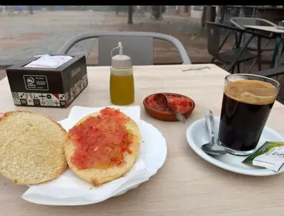Comida en o cerca de este bed & breakfast