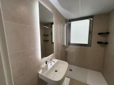 Un baño de Apartamento de Lujo Gran Capitán en el Centro