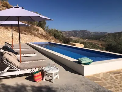 Piscina en o cerca de Casa Clemente