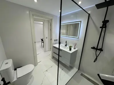 Un baño de Boabdil Luxury home