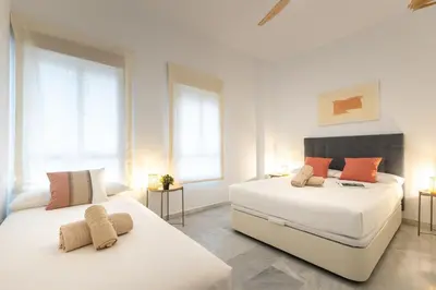 Cama o camas de una habitación en La Florida Charming Apartment with FREE PARKING by OCityzen