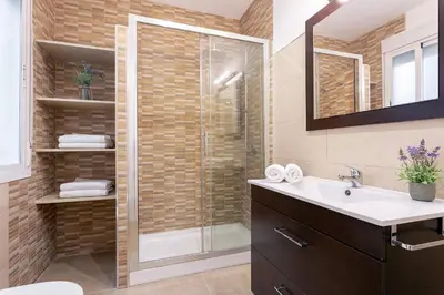 Un baño de Genteel Home Manuel de Sandoval