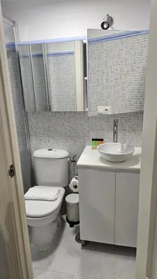 Un baño de Wish Suite Feria de Sevilla