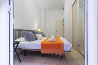 Cama o camas de una habitación en Comfortable functional - Center - Train station