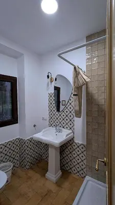 Un baño de casa rural Ribera del Hueznar