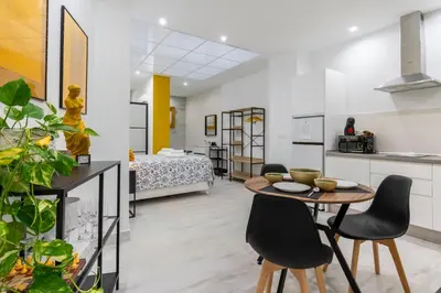 Una cocina o zona de cocina en LP2 Loft Timeless Suite Sevilla en Pareja