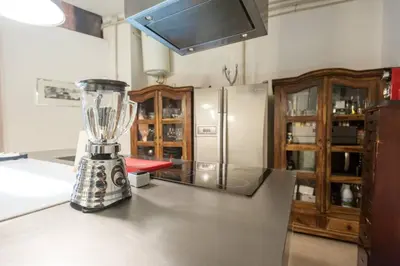 Una cocina o zona de cocina en LOFT SOHO, Free Garage, Downtown