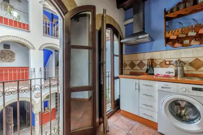 Una cocina o zona de cocina en El Capricho de 1849 & Parking