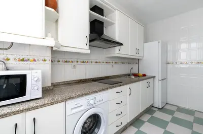 Una cocina o zona de cocina en Apartamento Familiar María Auxiliadora
