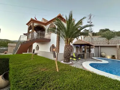 Piscina en o cerca de Villa Galones