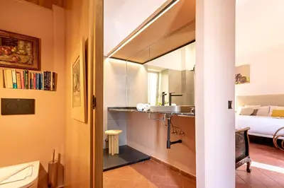 Un baño de Genteel Home Tintes